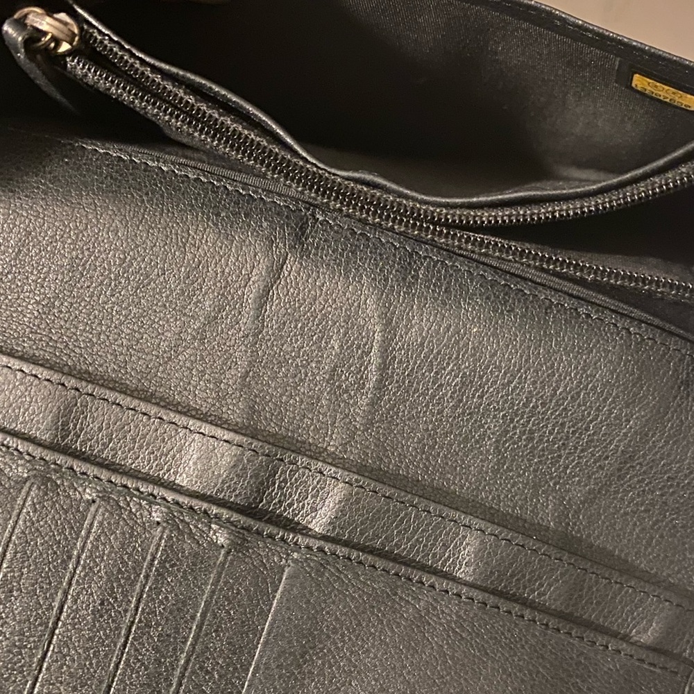 CHANEL long wallet bifold - Picture 8 of 11